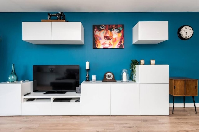 ホストアパートメンツザバルチックペントハウスウィズバルコン