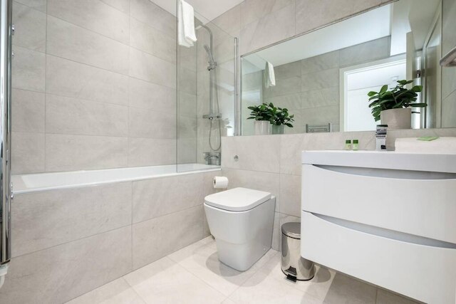 ホストアパートメンツ・ザ・キャヴァン・クォーターネスト