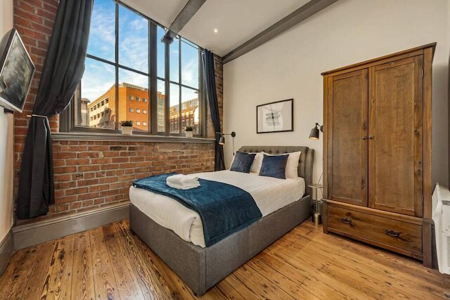 ホストアパートメンツ・バンズ・ウェアハウスII