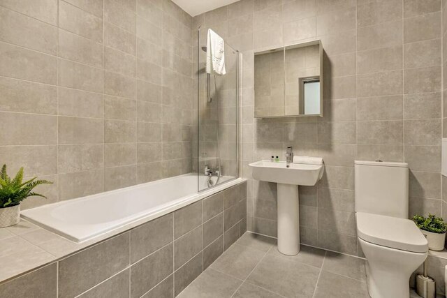 ホストアパートメンツ・バンズ・ウェアハウスII