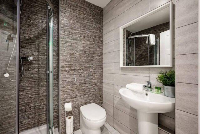 ホストアパートメンツ・ピカソの場所III