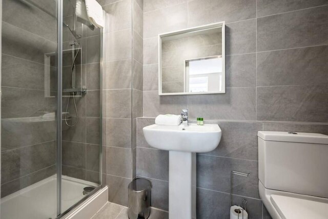 ホストアパートメンツ・ピカソの場所I