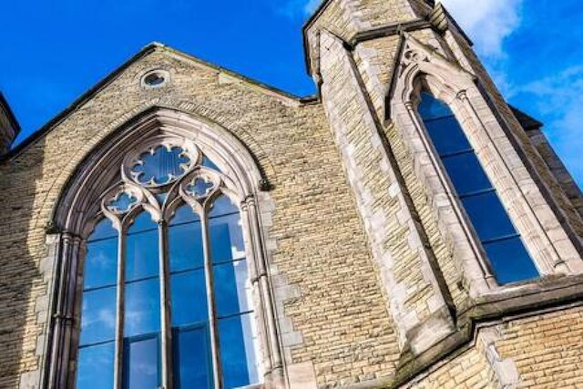 ホストステイ ベルヴィデーレ教会