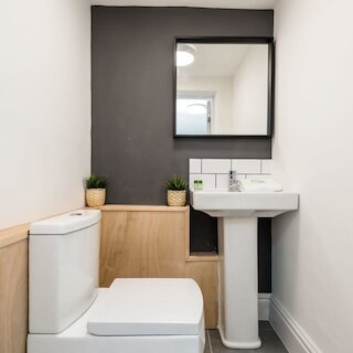 ホストアパートメンツ シールストリートクウォーターズ