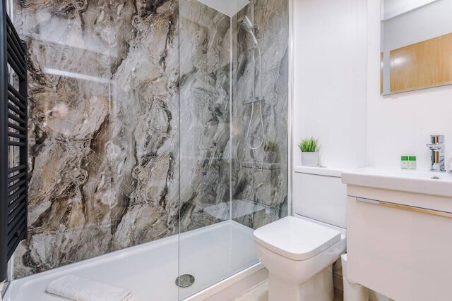 ホストアパートメンツ ザ バンクアパート