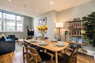 ホストステイキャサリンクォーターズI