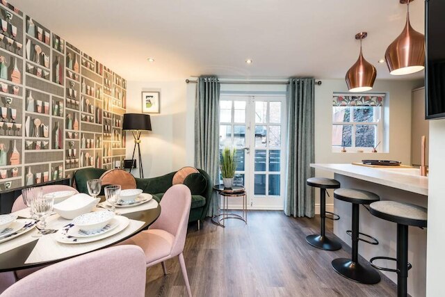 ホストアパートメントピルグリムコーチハウス