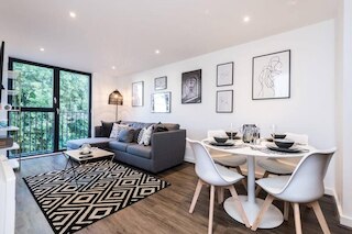 ホストアパートメンツシャヴァッセチェンバーズ