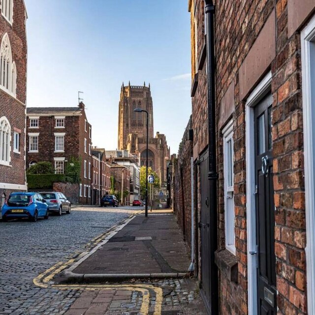 ホストアパートメンツザピルグリムコーチハウスII