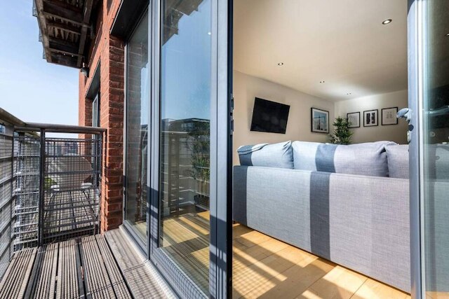 ホストアパートメンツデュークストリートリビング