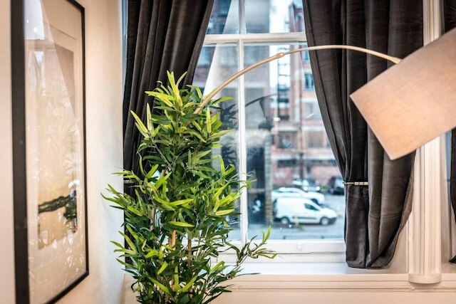 ホスト アパートメント エクスチェンジ クォーターズ