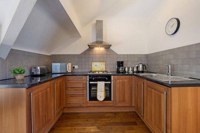 ホストアパートメンツケンジントンクォーターズIII