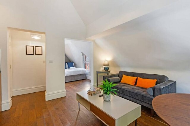 ホストアパートメンツケンジントンクォーターズIII