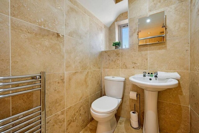 ホストアパートメンツケンジントンクォーターズIII