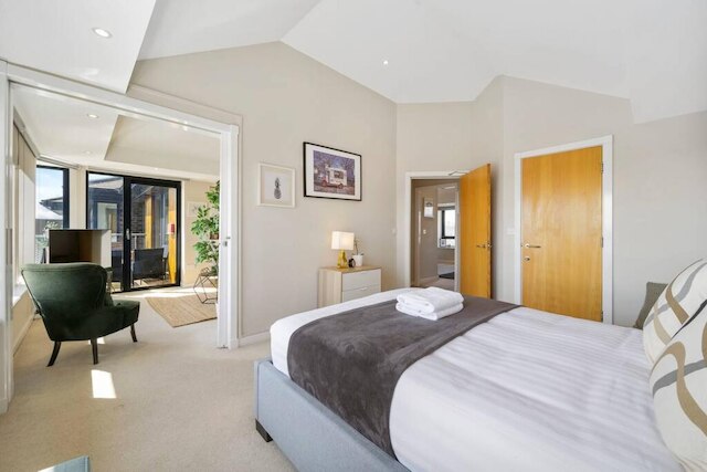 ホストアパートメンツマリーナビューペントハウス