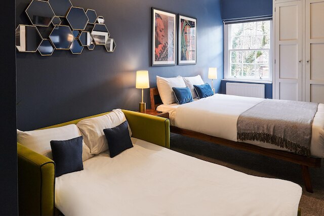 ホストアパートメンツザファルクナークオーターズII