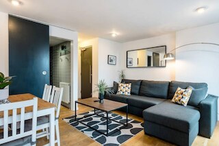 ホストアパートメンツプレストンズルーフトップアパート