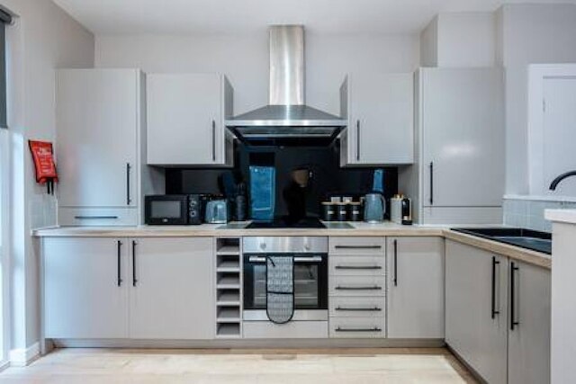 ホストステイロープウォークスクォーターズII