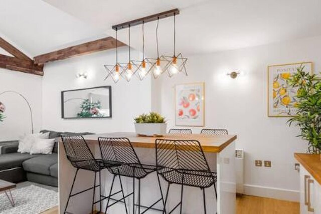 ホストステイザキャバンクォーターロフト