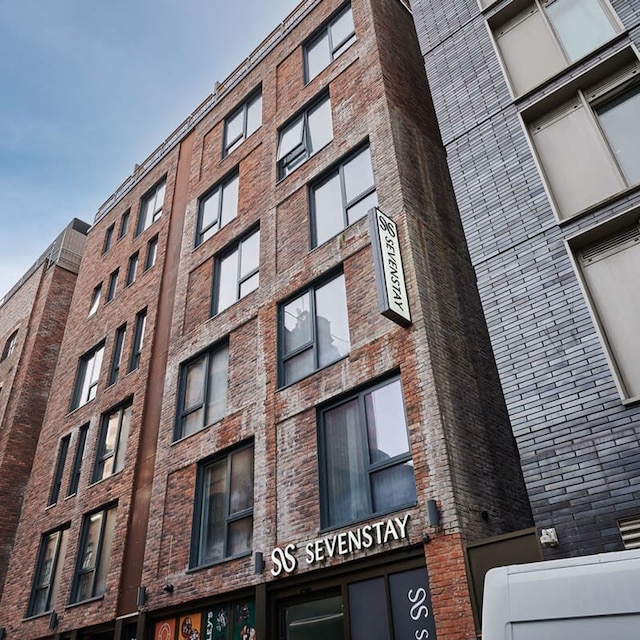 ホスト＆ステイ バルコニールーム、セブンステイアパートメンツ