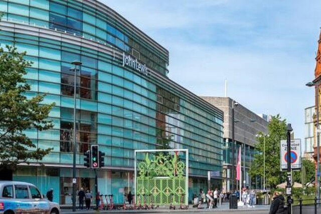 ホストステイロープウォークスクォーターズV