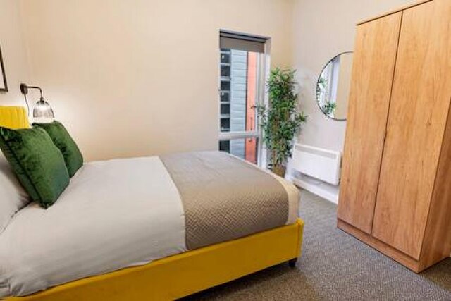 ホストステイロープウォークスクォーターズV