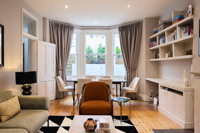 ウェストケンジントンハイドアウト - 庭付きの居心地の良い2ベッドルームフラット