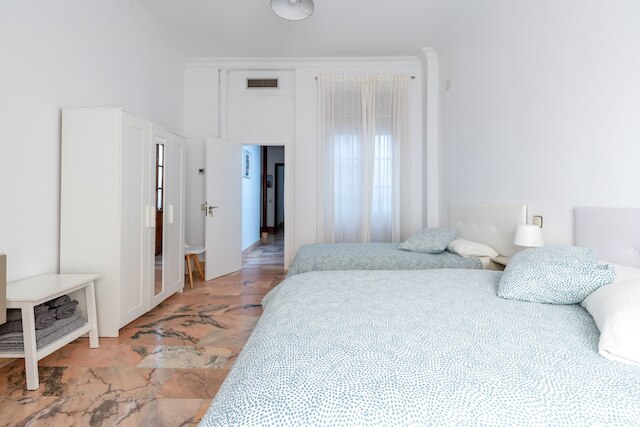 バナナゲイハウス