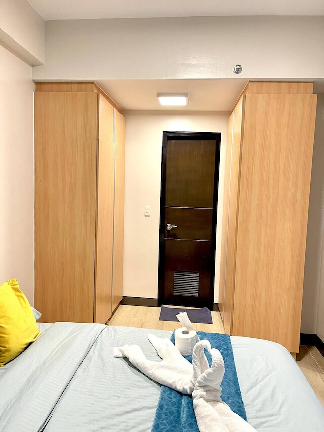 マクタンニュータウンのコンドミニアムレンタル