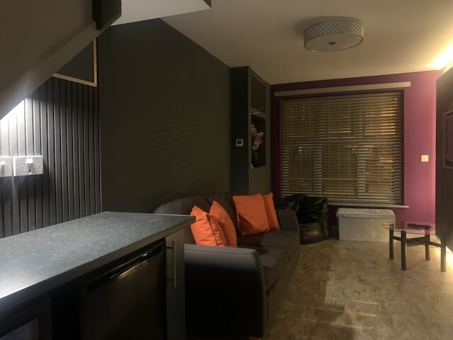 リバプールの快適な1ベッドアパートメント、4名まで宿泊可能