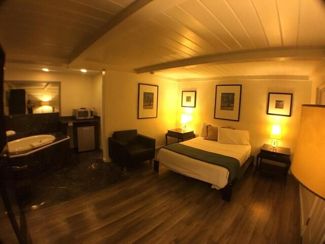 スターリングガーデンズホテル