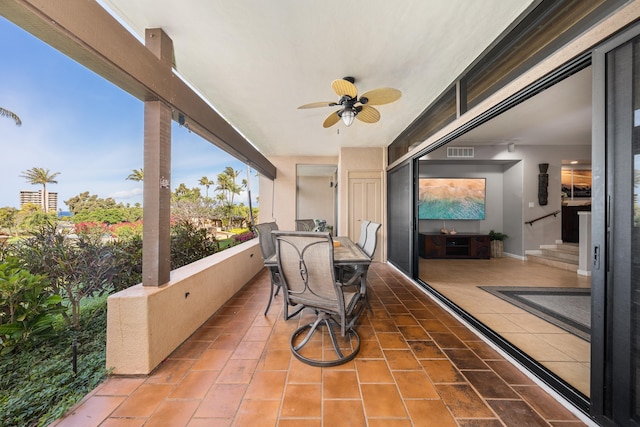 カアナパリロイヤルH101