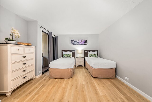 カアナパリロイヤルH101