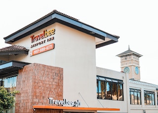 トラベルビー エアポート イン