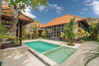 ヴィラナナセミニャク