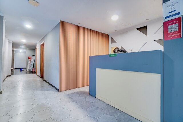 スーパーOYOシデンティムールレジデンスニアMONAS