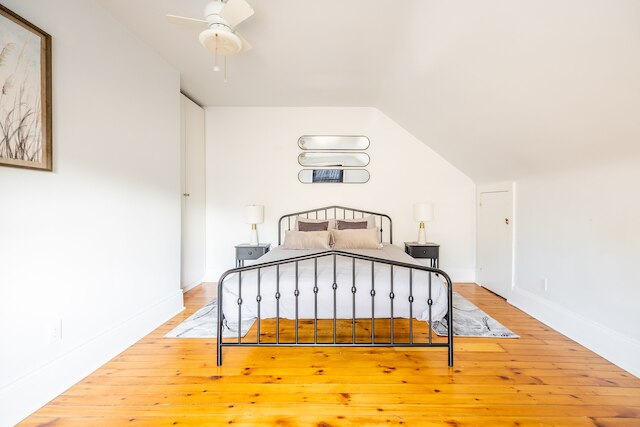 ダウンタウントロントのコージー5ベッドルームハウス