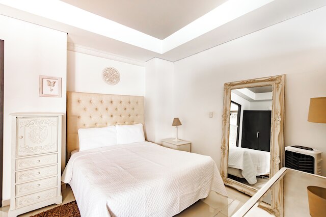 アルーレ コンデサ