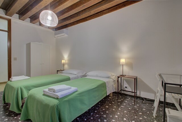 リアルトスペーシーズ