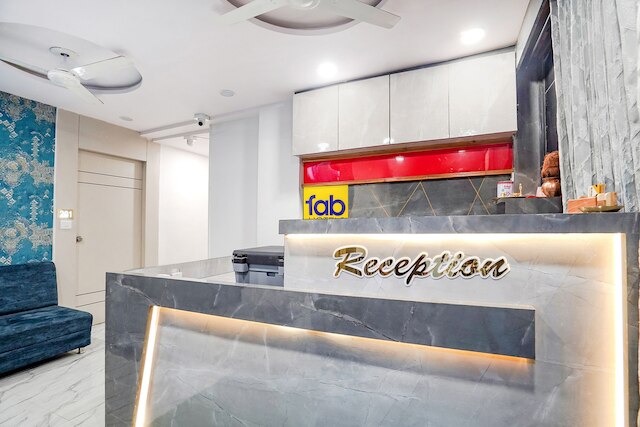 ファブホテルタポヴァンイン