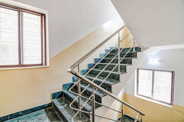 ファブエクスプレス・スパンダン・イン