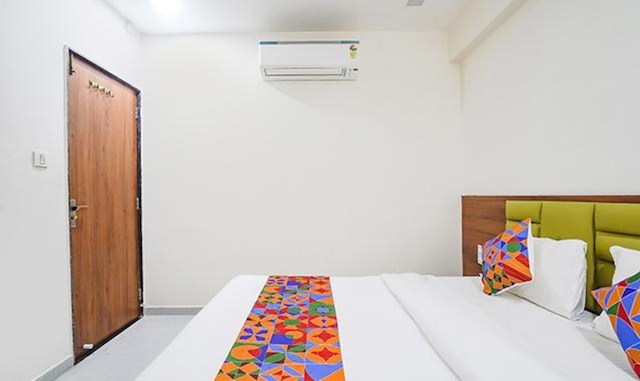 ファブホテル ヴィシャラ イン