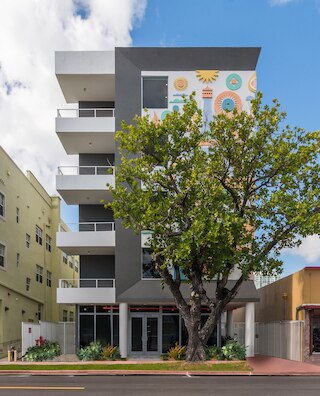 ミラ・サウスビーチ