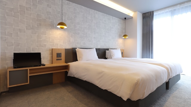 HOTEL Tomiya with M's