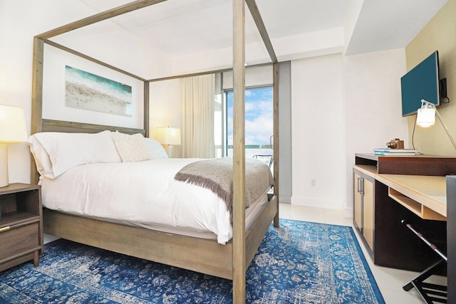 ロアミ アット ブリケル アーチ