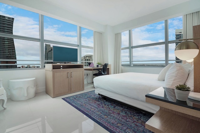 ロアミ アット ブリケル アーチ