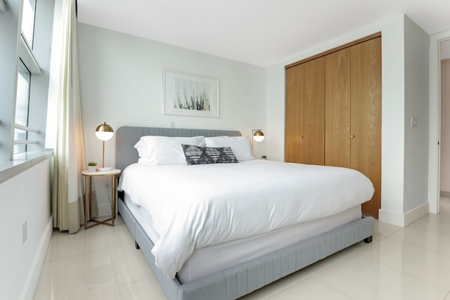 ロアミ アット ブリケル アーチ