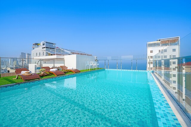 シーニアミーホテルダナン