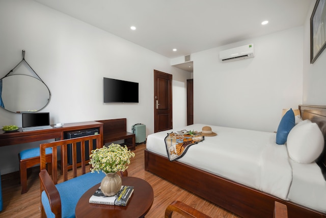 シーニアミーホテルダナン