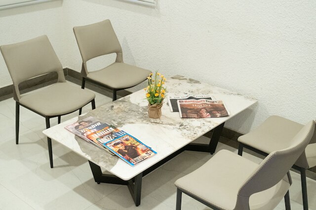 ヒポンズホテルコラマンガラ